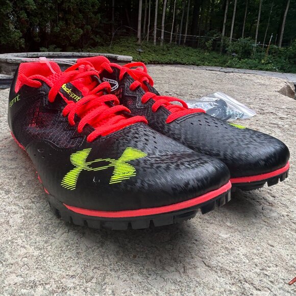 Under Armour Kick Sprint 4 Unisex Track Spikes – Size 11/12.5 – New - Picture 1 of 15